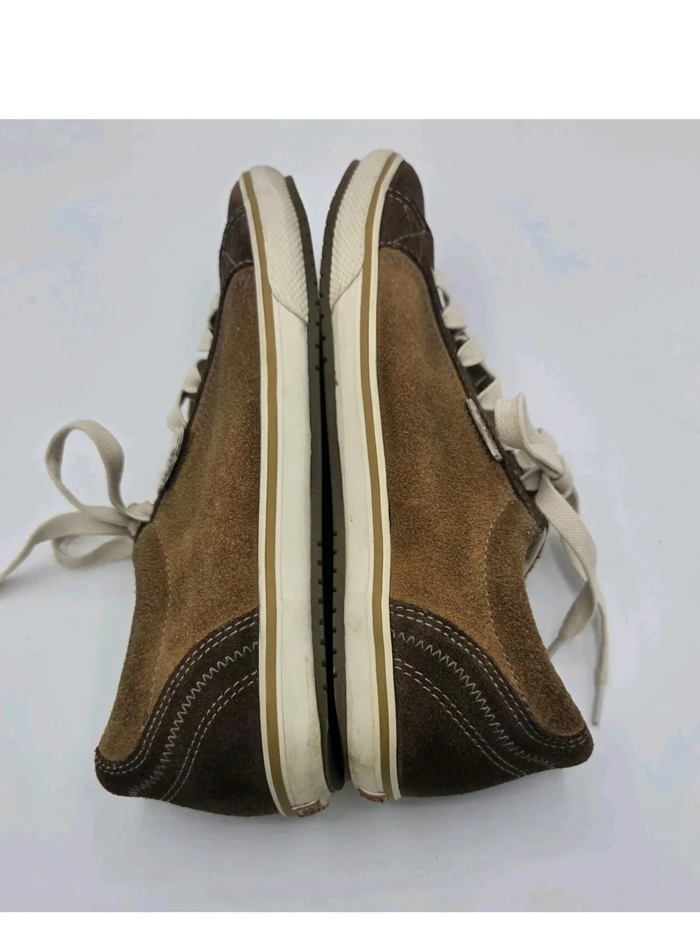 Taos Retro Star Shoes Womens Size 8 Brown Suede Walking Sneakers RES-12844A